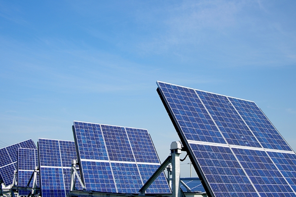 Maximize Savings and Sustainability: Your Comprehensive Guide to Commercial Solar Systems