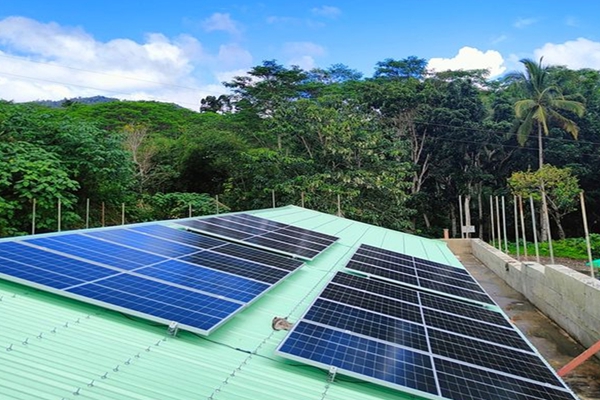 Commercial Solar Systems: Unlock Energy Independence Savings with Grid-Tied