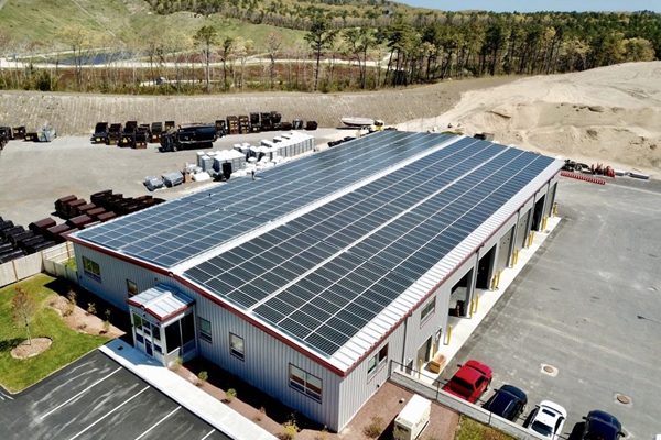 Leading Battery Energy Storage System Manufacturers: How to Choose the Right Partner for Solar-Integrated Solutions