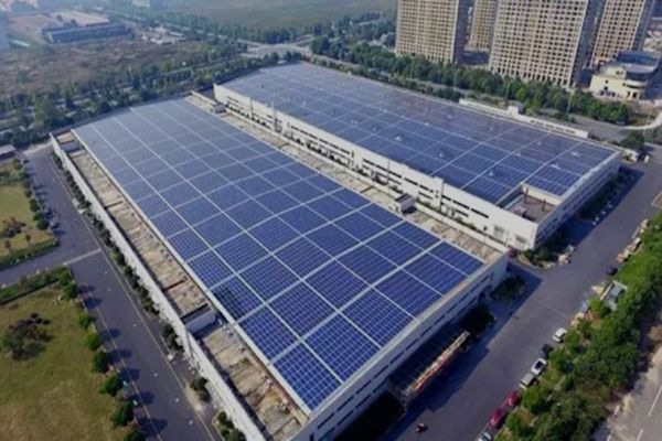 Commercial Rooftop Solar Systems: Maximize Savings with Efficient Battery Solutions from Yijia Solar