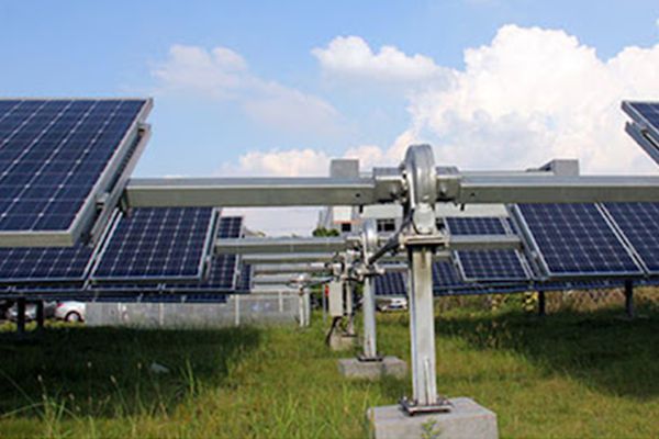 Efficient Ground Mount Solar Panel Systems: Comprehensive Guide to Installations and Performance