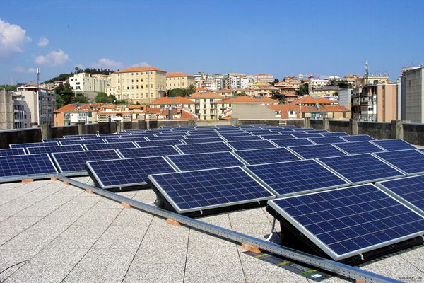 Solar Flat Roof Mounting Systems: Ultimate Guide to Efficient, Non-Penetrative Solutions
