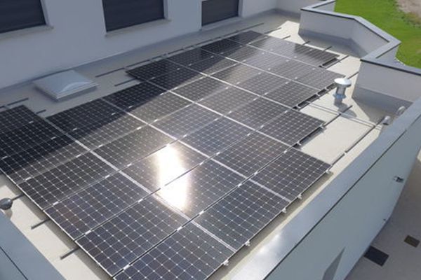 Flat Roof Solar Mounting Systems: 2024 Engineer’s Guide to Leak Proof, HighYield Installations