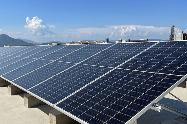 Solar Mount Flat Roof: Expert Guide to Efficient Installation Systems