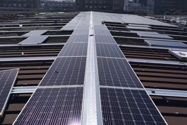 Leak-Proof Solar Mounts: Conquer Water Pooling