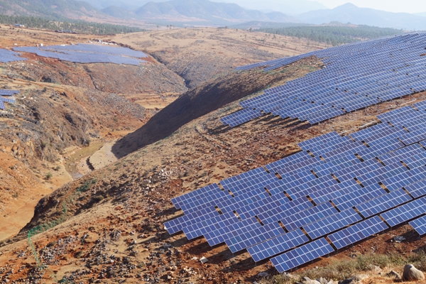 12V Solar Power Systems, Battery Storage, and Solutions for Rugged Environments