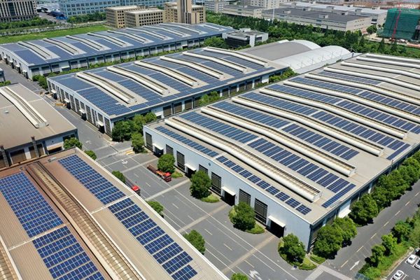 Master Off - Grid Living: Unveil the Premier Solar and Battery Storage Solutions