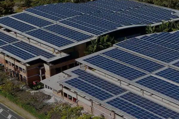 Maximize Savings and Efficiency: The Definitive Guide to Commercial Solar Power Systems