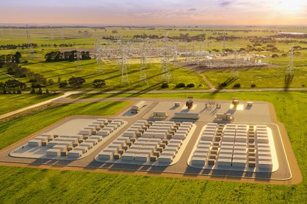 Maximize Energy Efficiency and Savings: A Comprehensive Guide to Commercial Energy Storage Systems