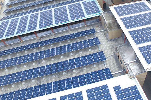 Why Industrial Operators Choose Flat Roof Solar Mounts