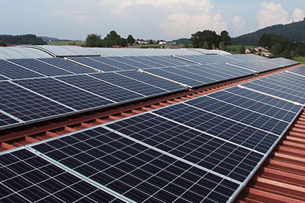 How to Mount Solar Panels on a Flat Roof: A Complete Guide to Durable, High-Efficiency Systems