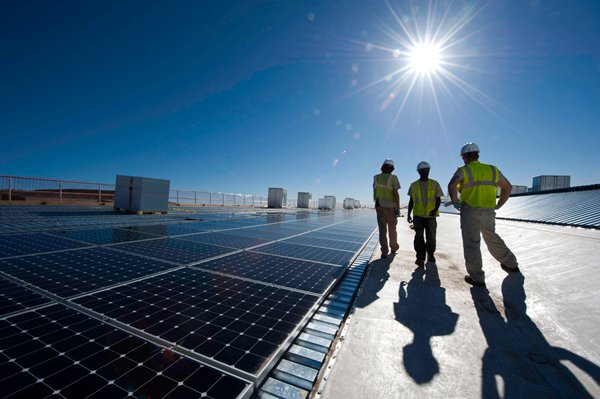 Solar Power in Deserts: Energy Savings