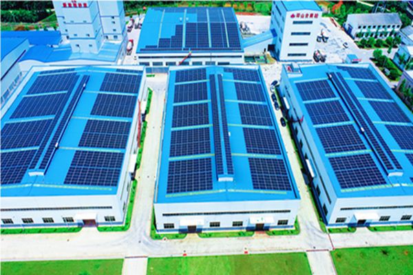 Industrial Solar Panel Flat Roof Mounting System | Ballasted Solutions