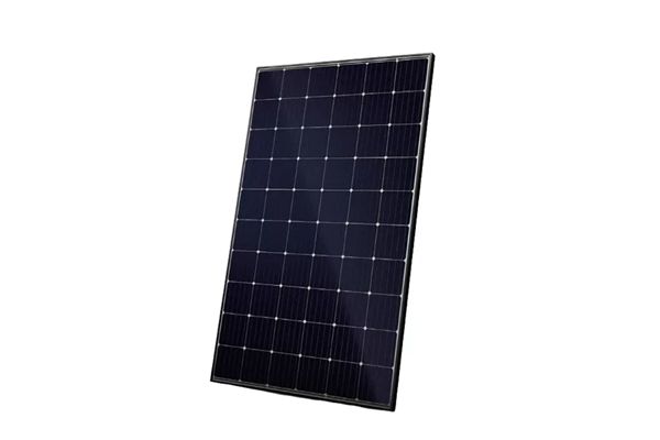 2025 Solar Panel Lifespan Guide: Durability, Maintenance