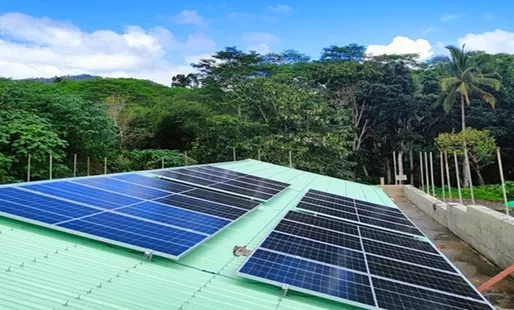 Commercial Solar Systems: Unlock Energy Independence Savings with Grid-Tied & Off-Grid Solutions