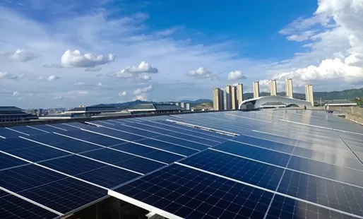 Powering Growth: Scalable Commercial Solar Systems for Uninterrupted Operations