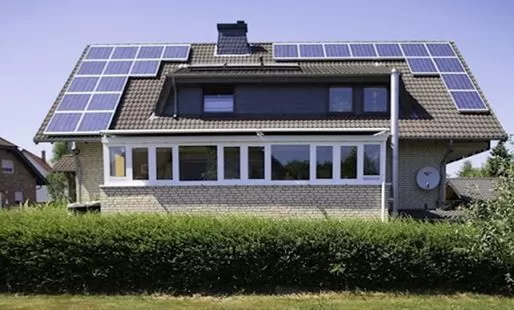 2024 Residential Solar Electricity Systems Guide: Power, Storage & Off-Grid Freedom
