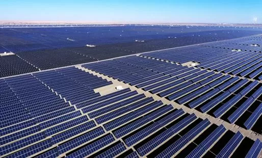 Maximize ROI and Energy Independence: The Ultimate Guide to Commercial Solar Panel Systems