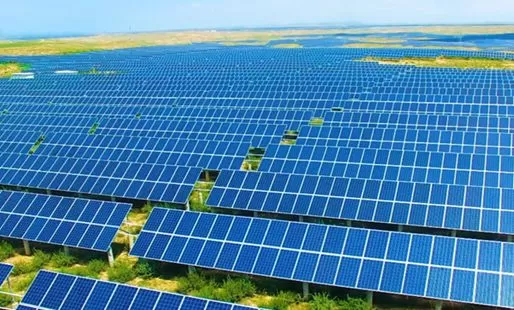 Commercial Solar Systems: Power Your Business & Save More with Battery Storage